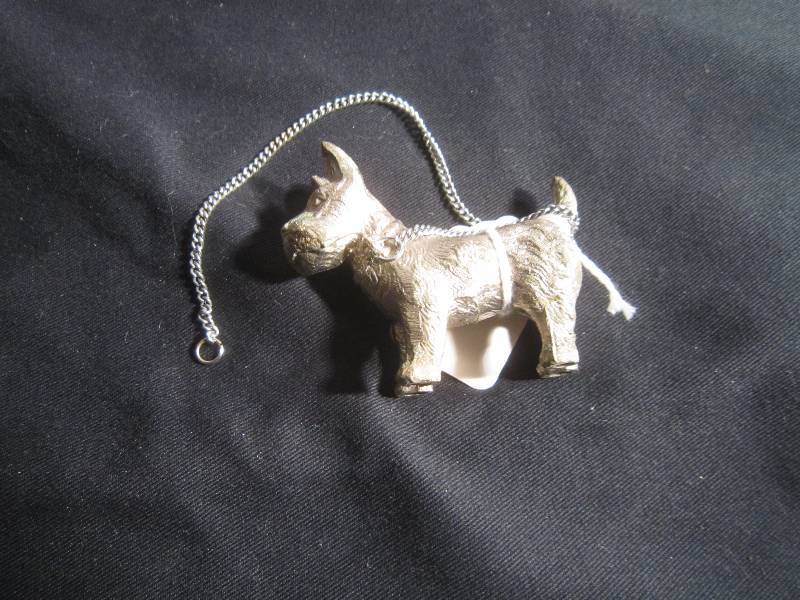 Metal Dog 2 12 Tall with Metal Chain