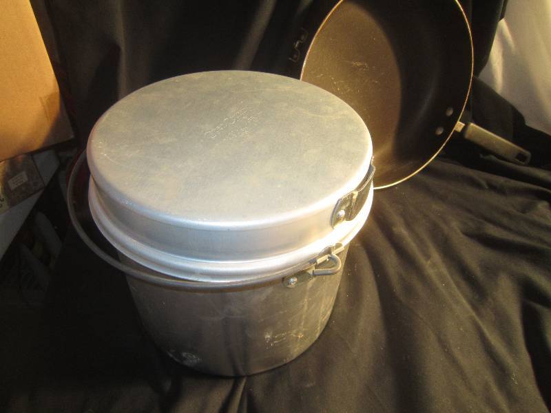 Brand New Camping Cooking Set Open Country Metal Ware and Pan