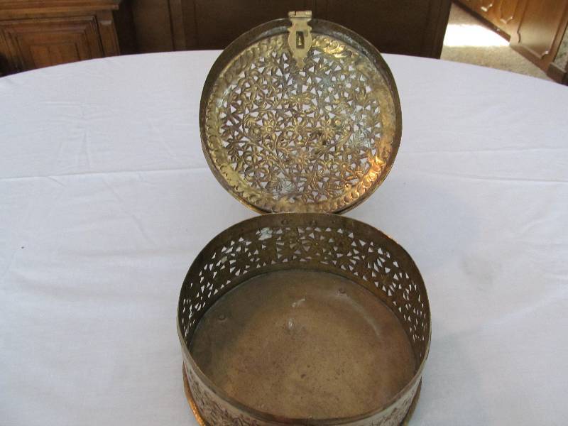Copper storage container
