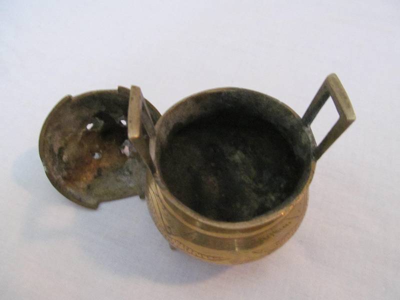 Incense container