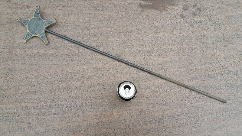 lot 52 image: Bronze Veterns Yard Stake