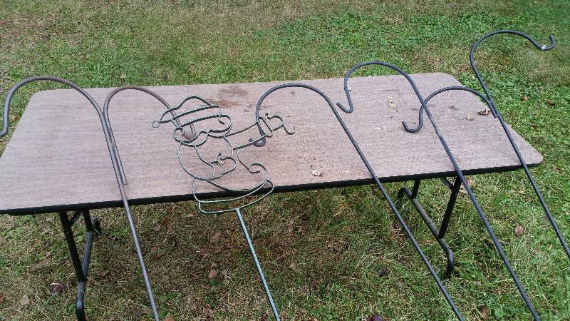 lot 55 image: Shephard Hooks