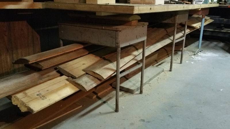 lot 285 image: 8 Log Siding