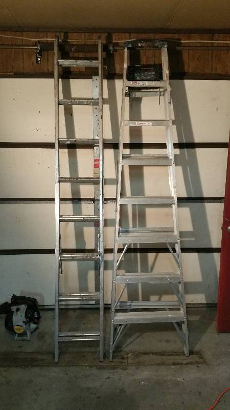 lot 289 image: Aluninum Ladders