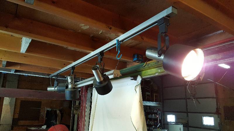 lot 140 image: Adjustable light