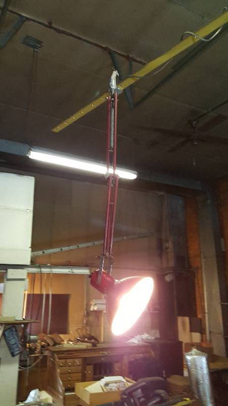 lot 141 image: Adjustable clamp light