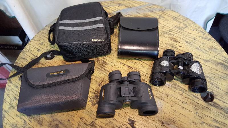 lot 159 image: Bushnell Binocular