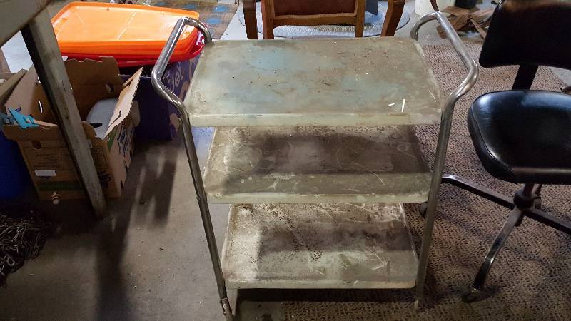 lot 177 image: 3 Tear Cart