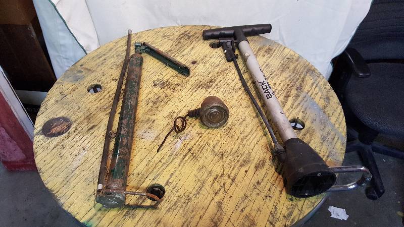 lot 181 image: Vintage Bicyle