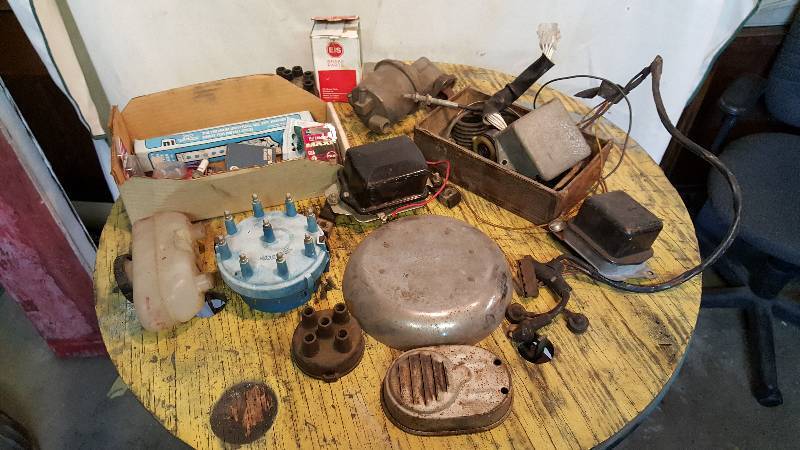 lot 203 image: Misc Auto Parts