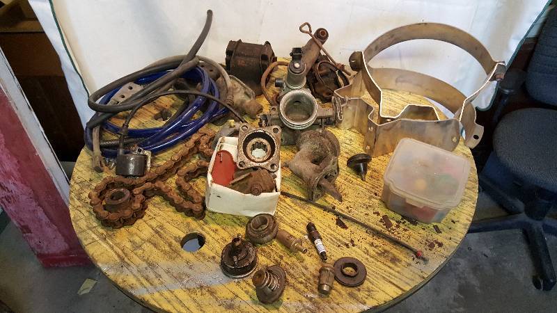 lot 208 image: Auto Parts