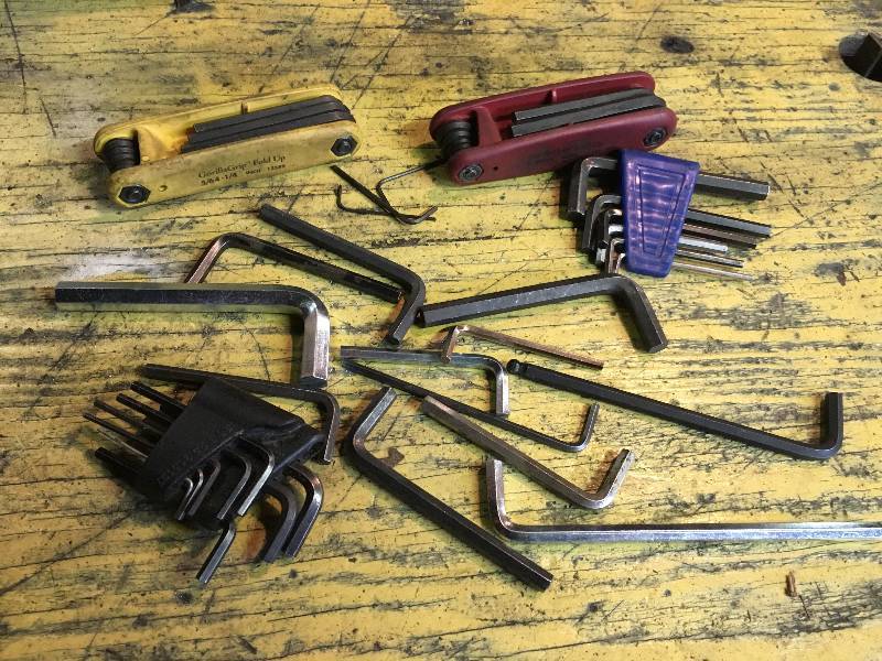 lot 86 image: Hex Keys