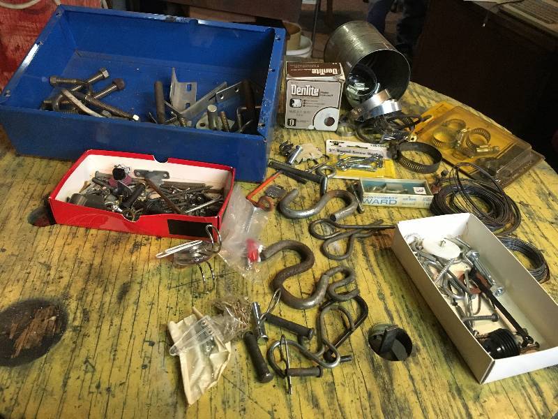 lot 99 image: Hose Clamps
