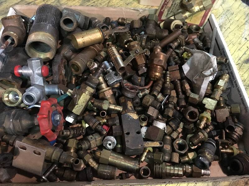lot 112 image: Brass Fittings