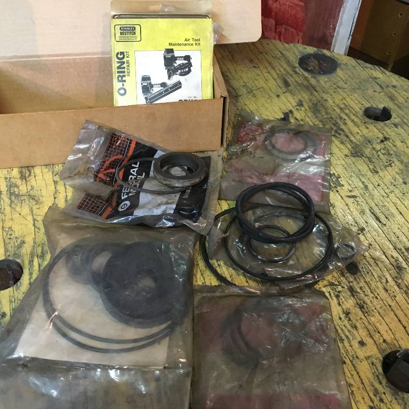 lot 115 image: Rubber O Rings