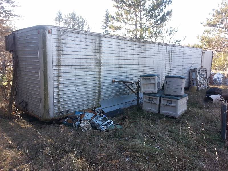 lot 17 image: Trailmobile Storage Trailer