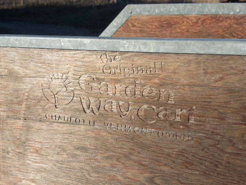 lot 10 image: Large Garden Way Cart