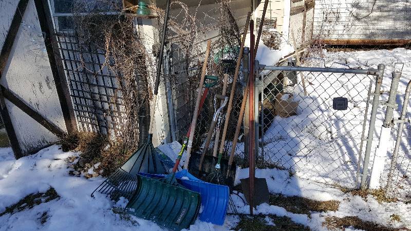 lot 296 image: Snow Shovels, Rakes, Shovels, Etc