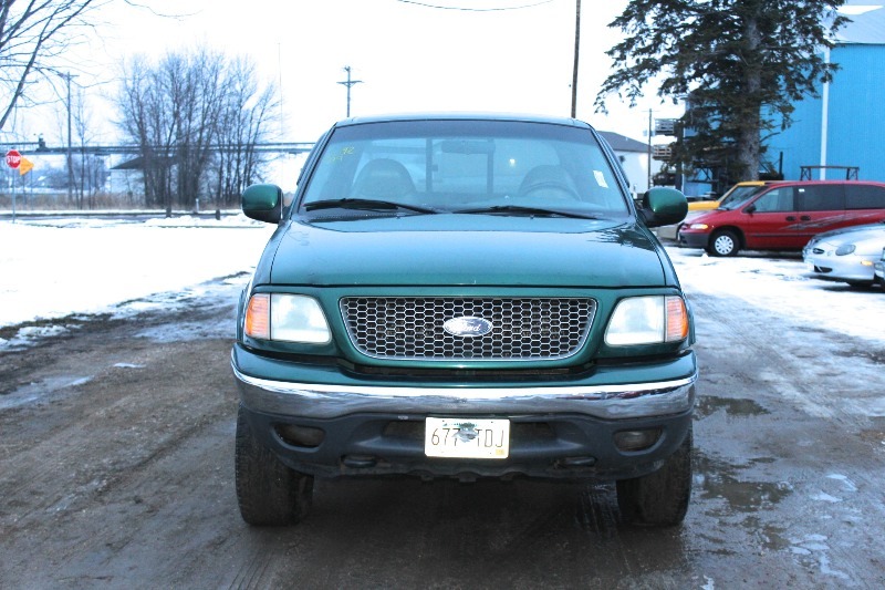 1999 Ford F150 XLT Off Road 4x4 - 2 Owner