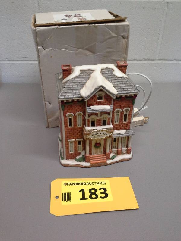Colonial Village Collectible