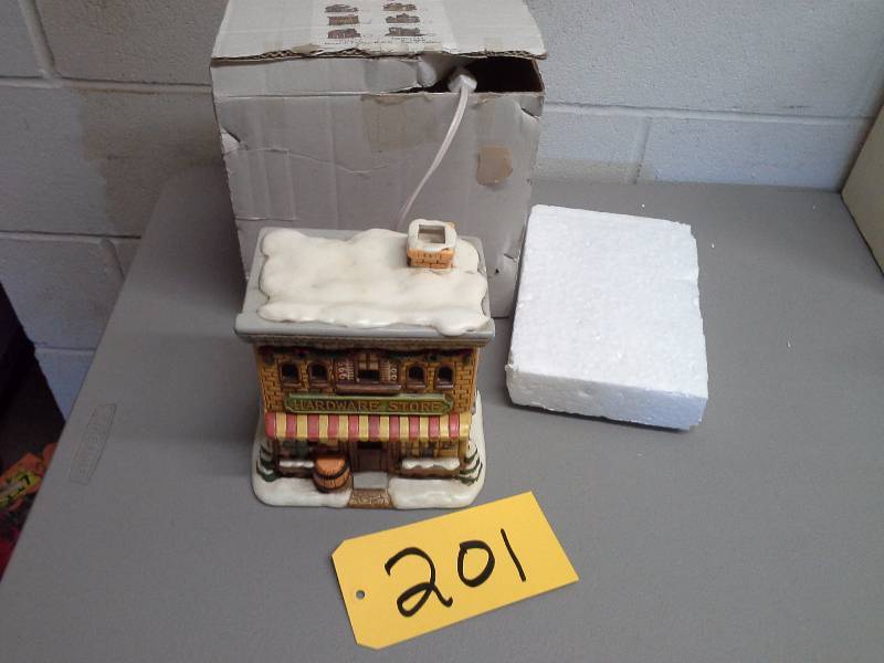 Colonial Village Collectible