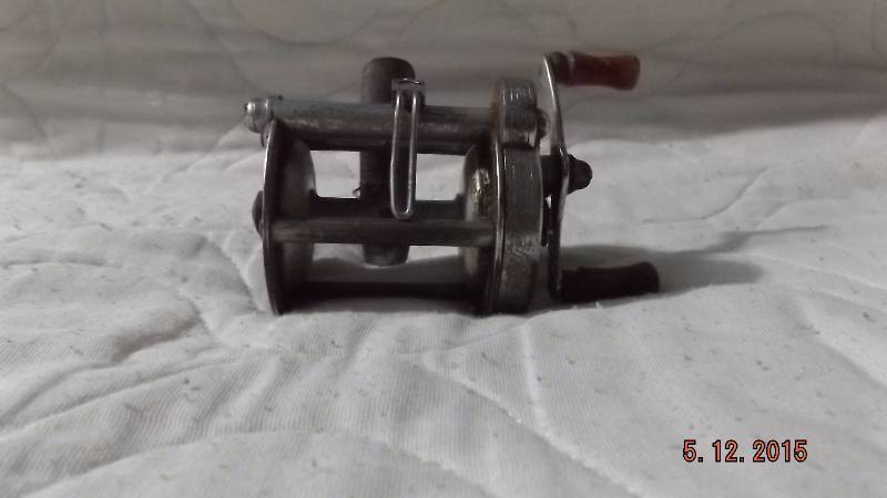 Vintage Fishing Reel