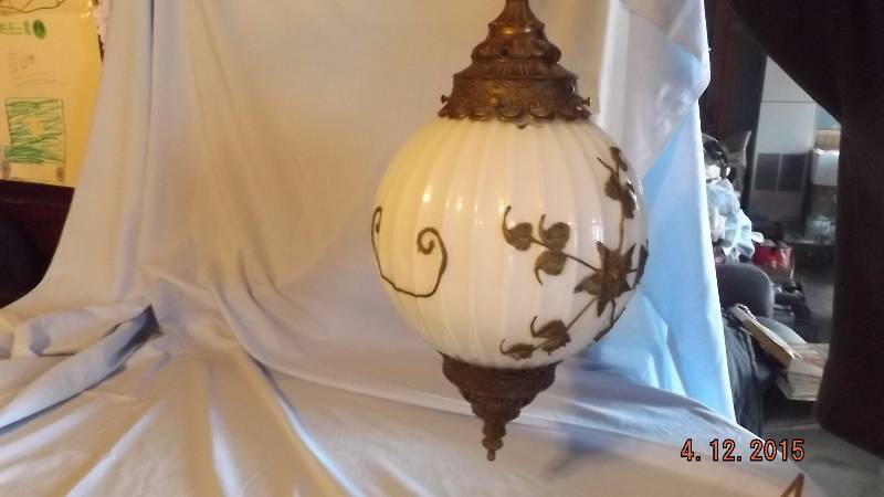 Vintage Hanging Lamp With Chain