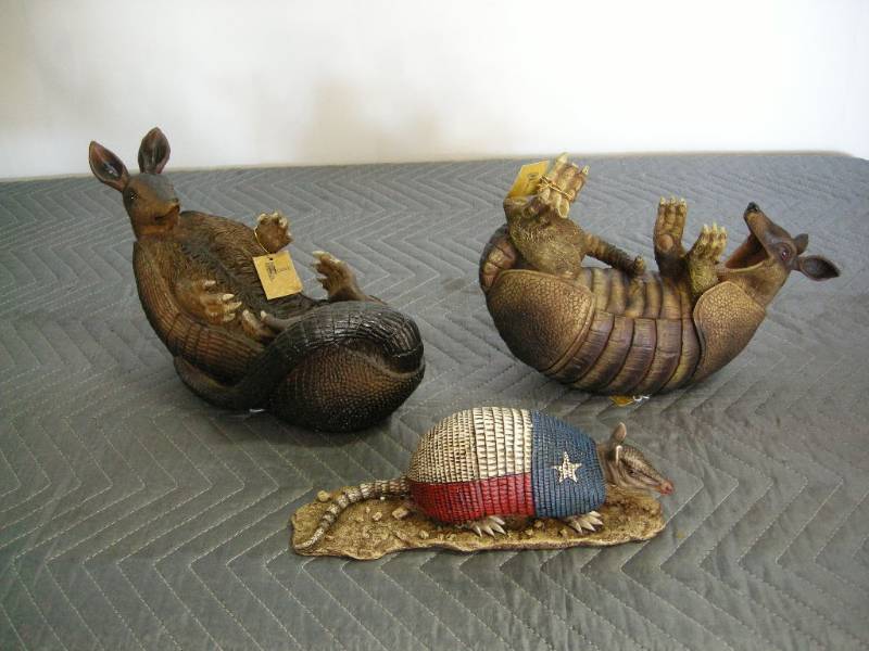 3 Armadillo Figures