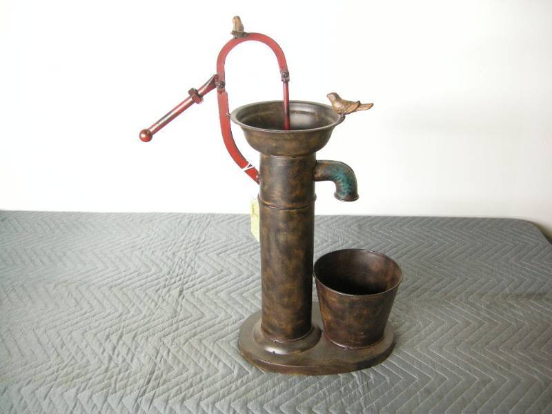 Metal Hand Pump Style Planter
