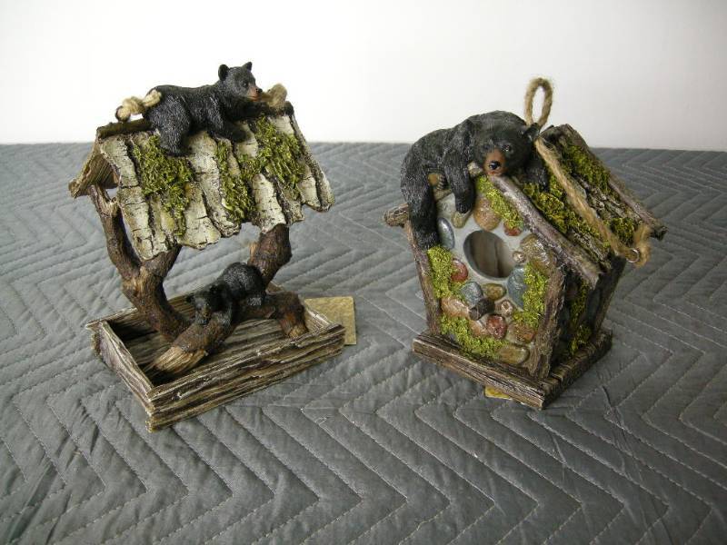 Bear Birdhouse & Feeder