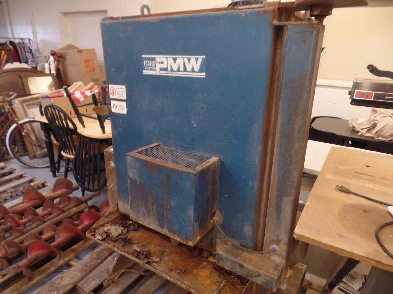 lot 5 image: Auto Parts Washer