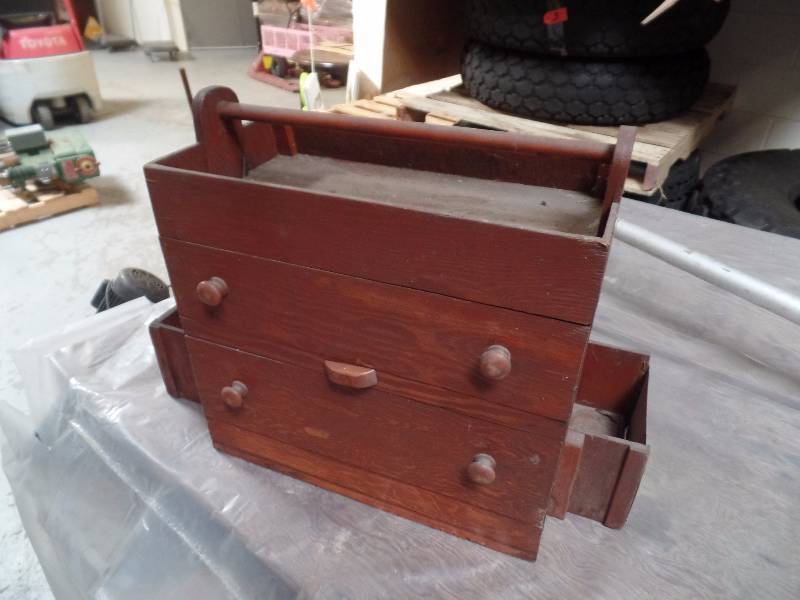 lot 19 image: RC Airplane Tool Case with Parts