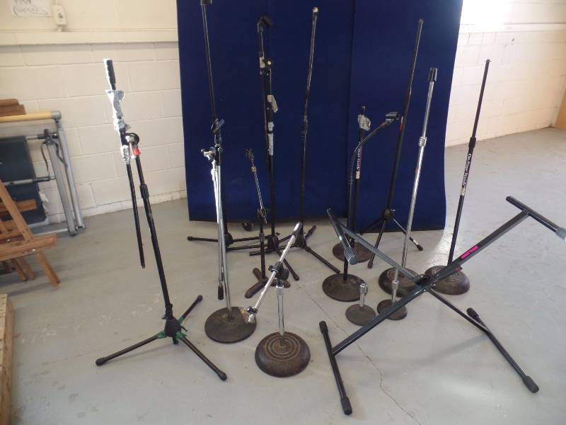 lot 22 image: Microphone Stands