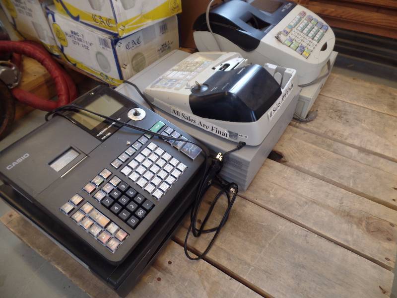 lot 23 image: Cash Registers