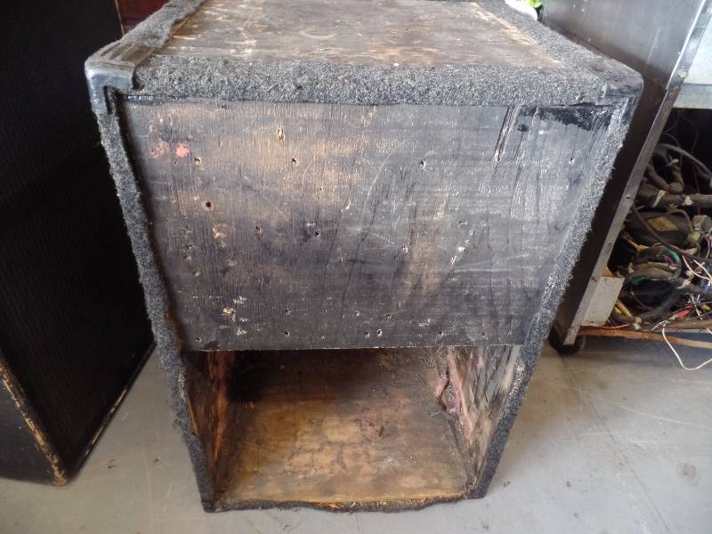 lot 34 image: PA Speaker