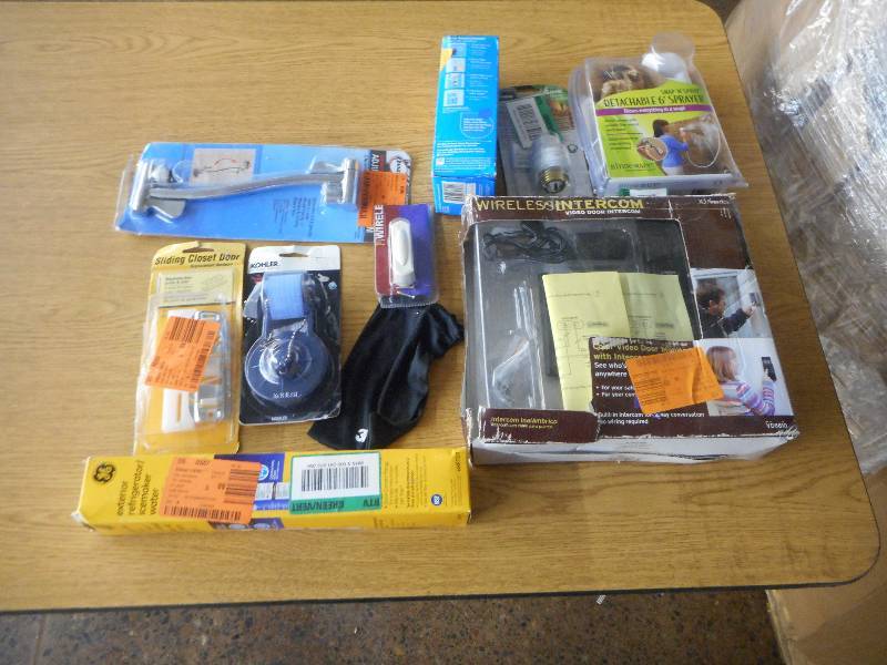 lot 2 image: HANDYMAN LOT OF GOODIES