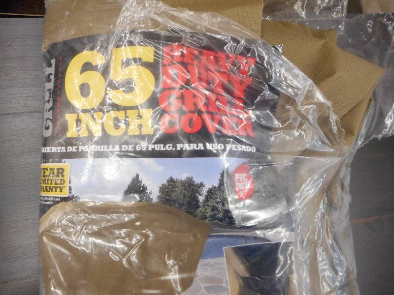 lot 68 image: 65 INCH HEAVY DUTY GRILL COVER