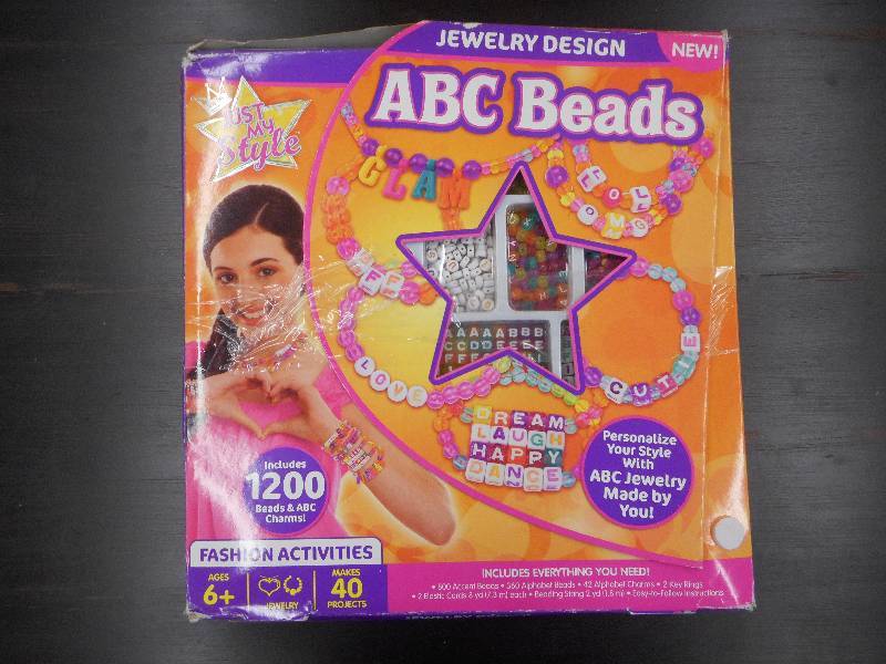 lot 91 image: ABC JEWELERY DESIGN ABC BEADS