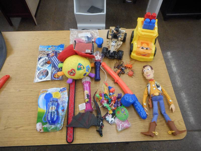 lot 97 image: LOT OF KID TOYS