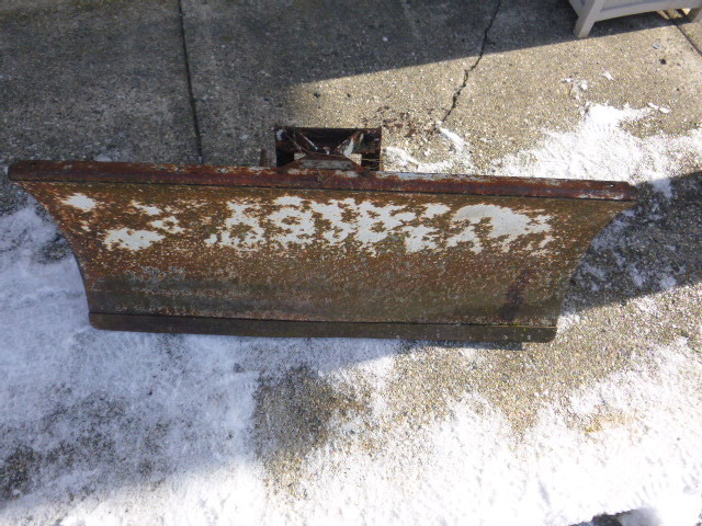 lot 22 image: Lawn MowerATV Blade