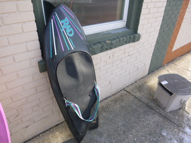 lot 26 image: Taperflex Rad Knee Board