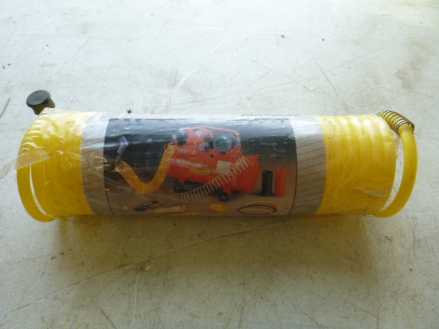 lot 60 image: Buffalo Re-Coil Nylon Air Hose
