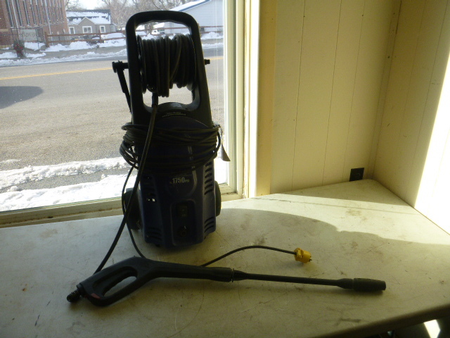 lot 76 image: PowerWasher Pressure Washer