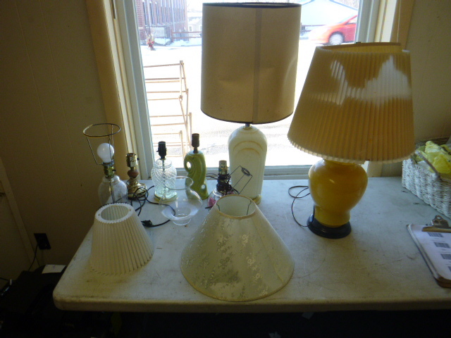 lot 161 image: Miscellaneous Table Lamps