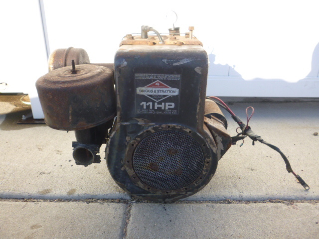 lot 175 image: Briggs & Stratton Motor