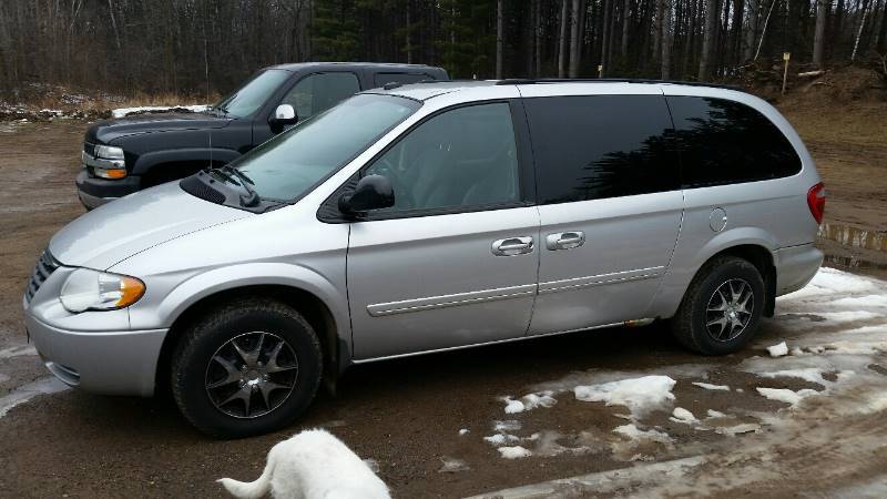 2005 Chrysler Town & Country