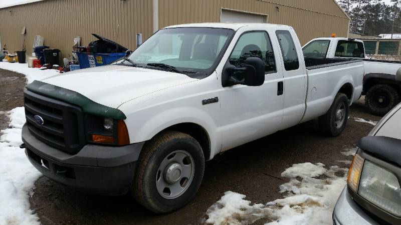 2005 Ford F350 XL Super Duty, Extended Cab
