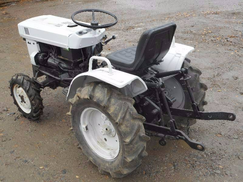 lot 3 image: Iseki TX150CF All-Wheel-Drive Tract...