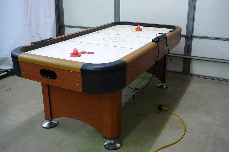Power glide Air Hockey Table with Timer and Sound by Haley size 42 wide X 7 Long Works