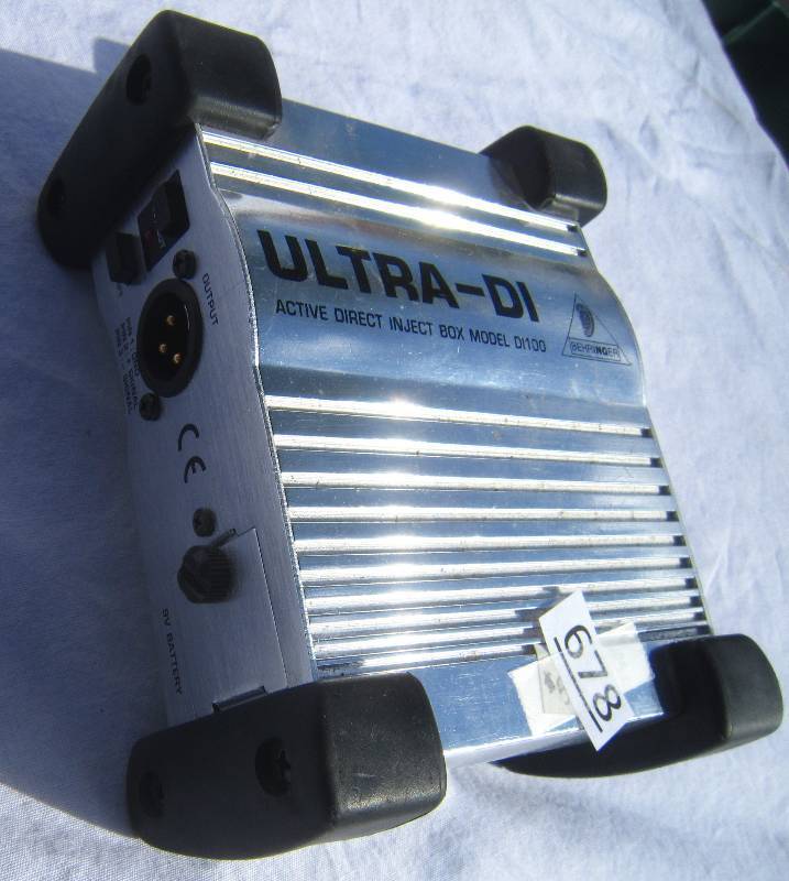 Ultra DI Active Direct Box.